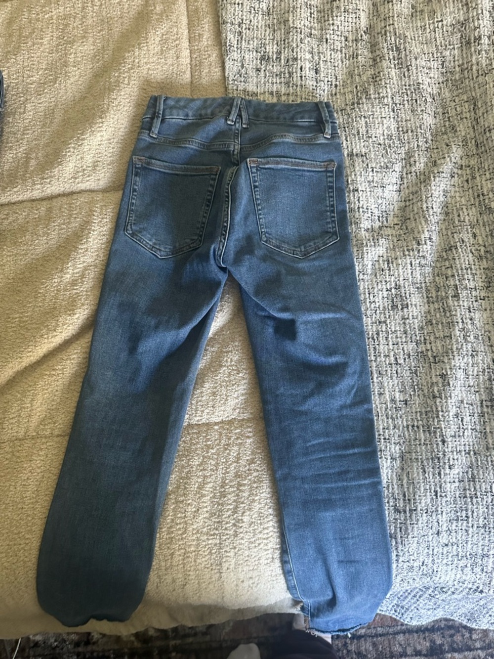 Good American Jeans in Medium Blue Wash